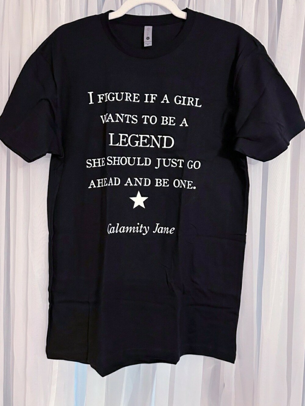 NEXT LEVEL APPAREL GRAPHIC TEE